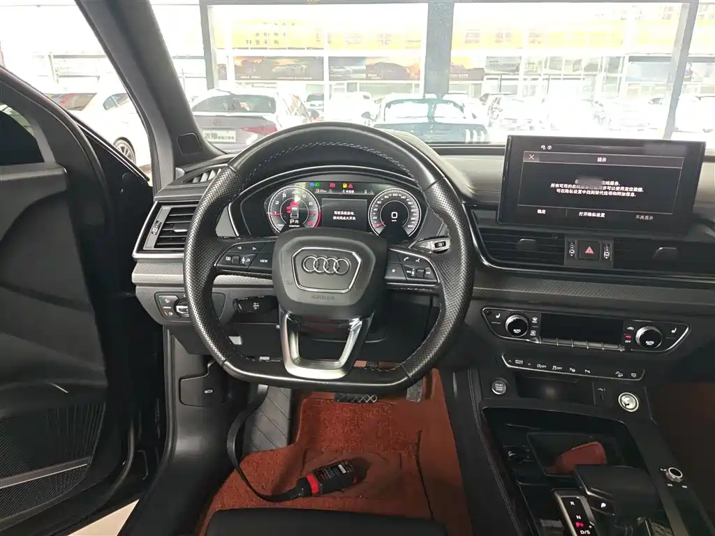 Audi Q5L 2022 facelift 45T luxury and dynamic model купить на сайте DeffCars