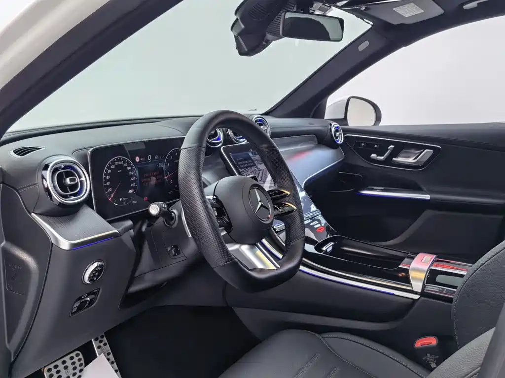 Mercedes-Benz GLC 2024 facelift GLC 260 L 4MATIC luxury model 5 seats купить на сайте DeffCars