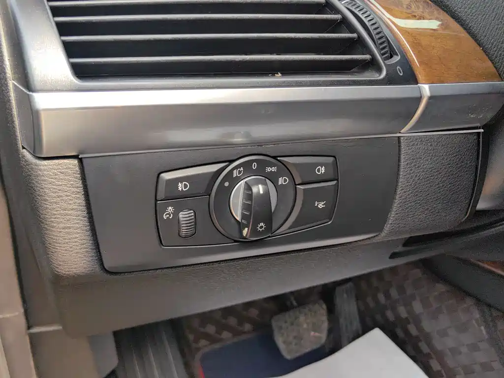BMW X5 imported 2011 xDrive35i luxury model купить на сайте DeffCars