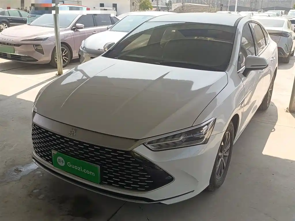 Qin PLUS 2024 Honor Edition DM-i 55KM Leading Type купить на сайте DeffCars