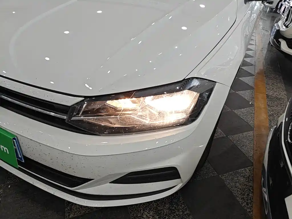 Polo 2023 facelift Plus 1.5L automatic indulgence version купить на сайте DeffCars