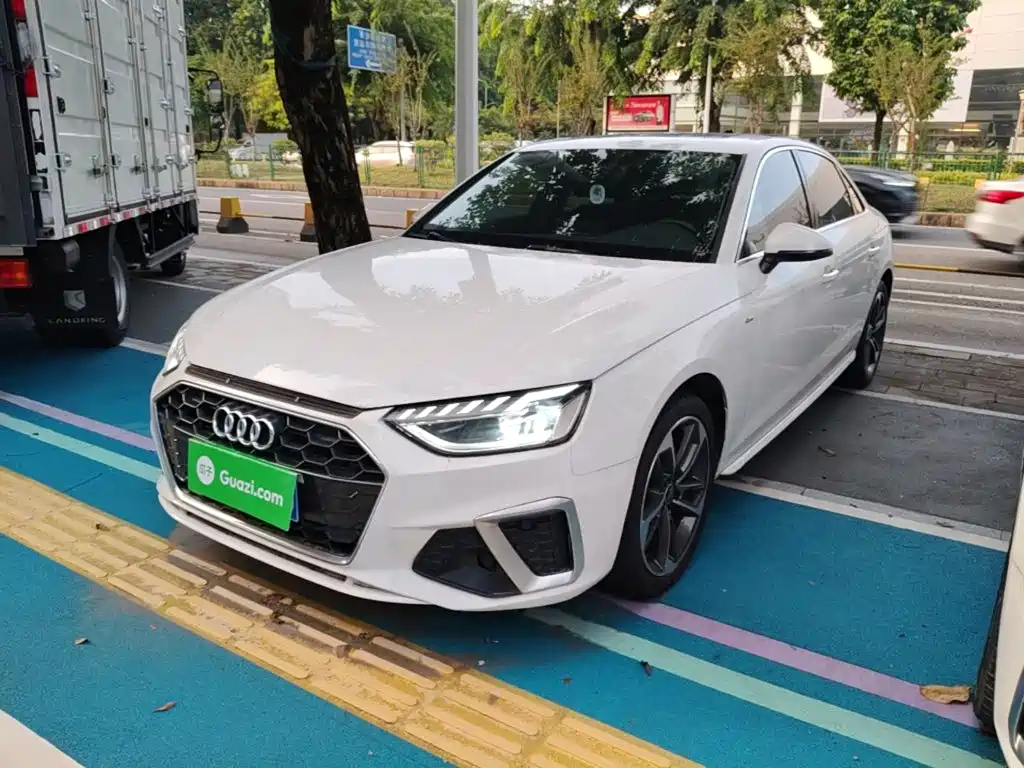 Audi A4L 2024 40 TFSI Fashionable and Dynamic купить на сайте DeffCars