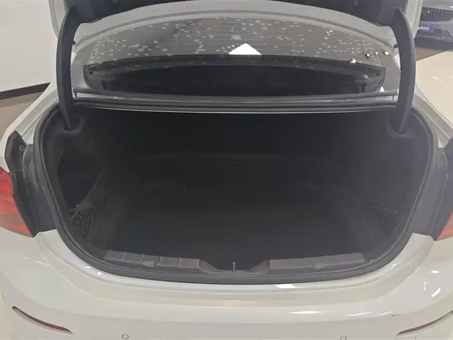 BMW 1 Series 2018 118i Sports купить на сайте DeffCars