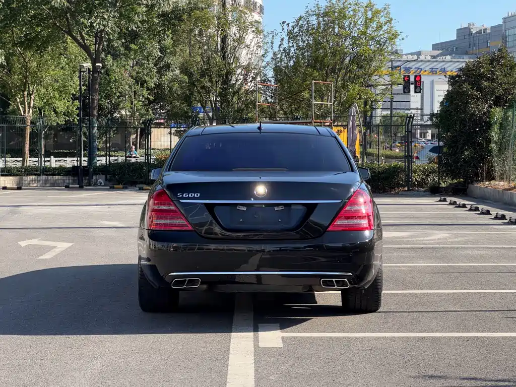Mercedes S-Class 2010 S 600L купить на сайте DeffCars