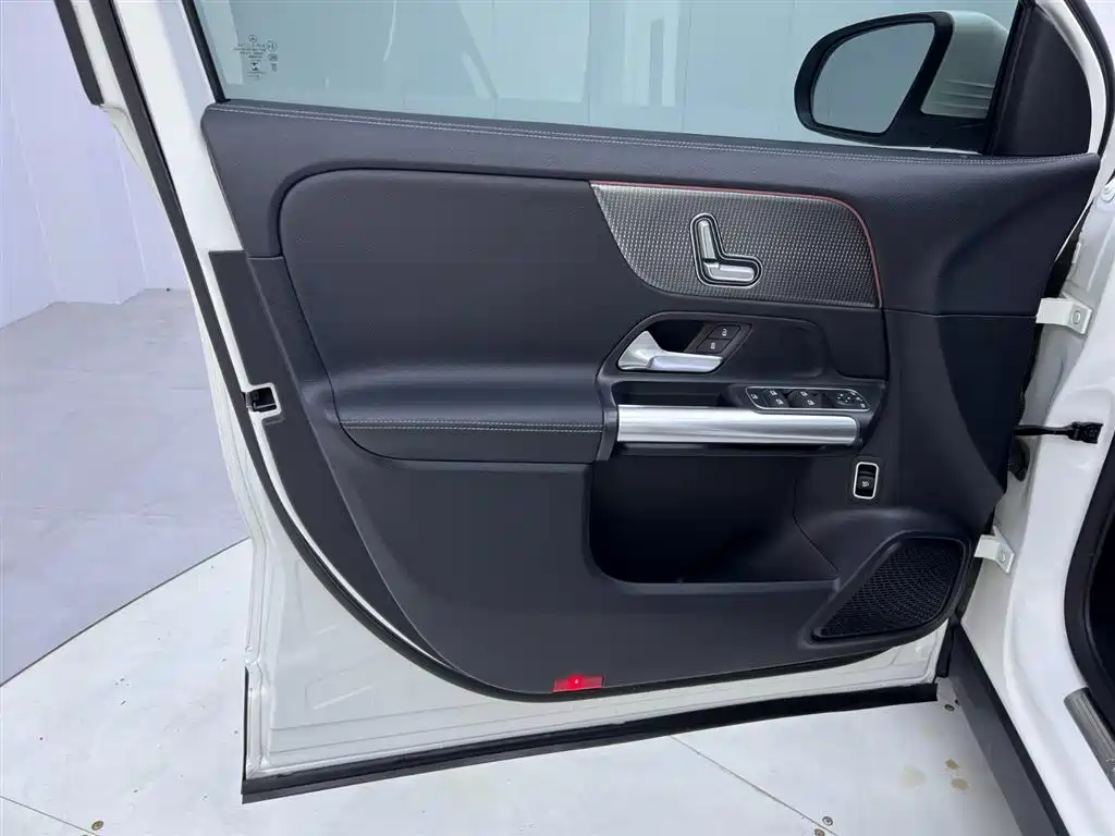 Mercedes-Benz GLA 2020 GLA 200 купить на сайте DeffCars