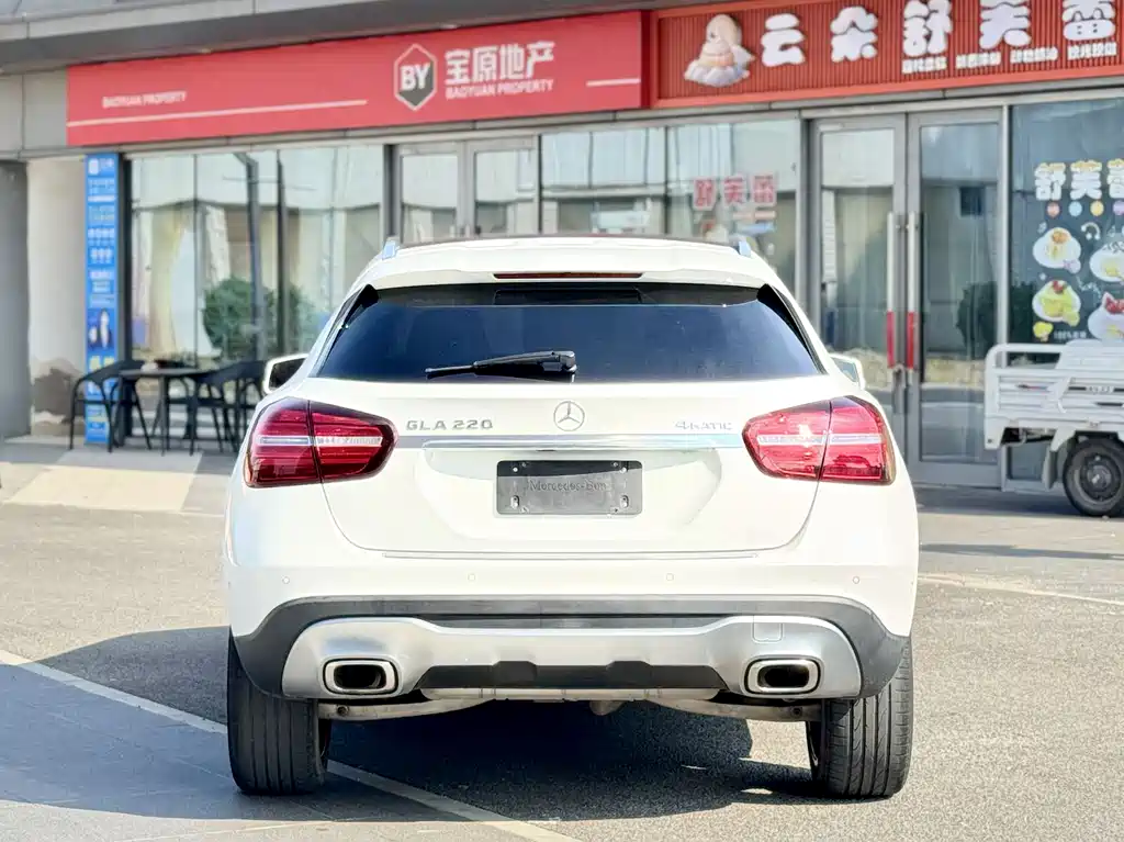 Mercedes-Benz GLA 2018 GLA 220 4MATIC sports model купить на сайте DeffCars