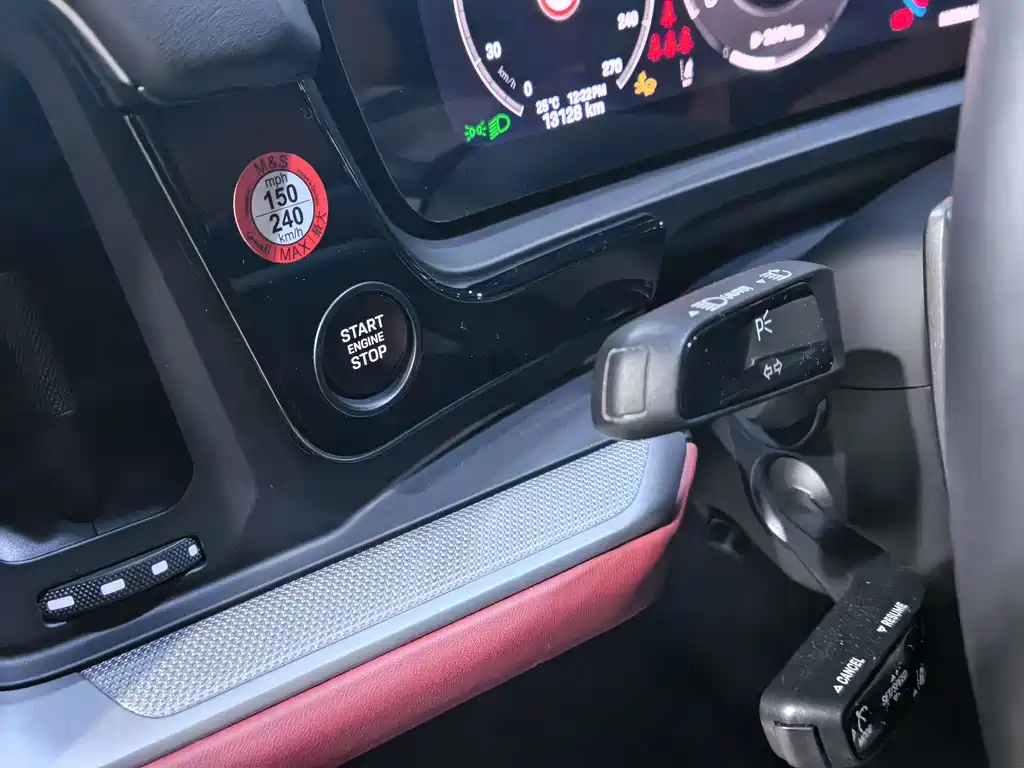 Cayenne 2025 Cayenne 3.0T купить на сайте DeffCars