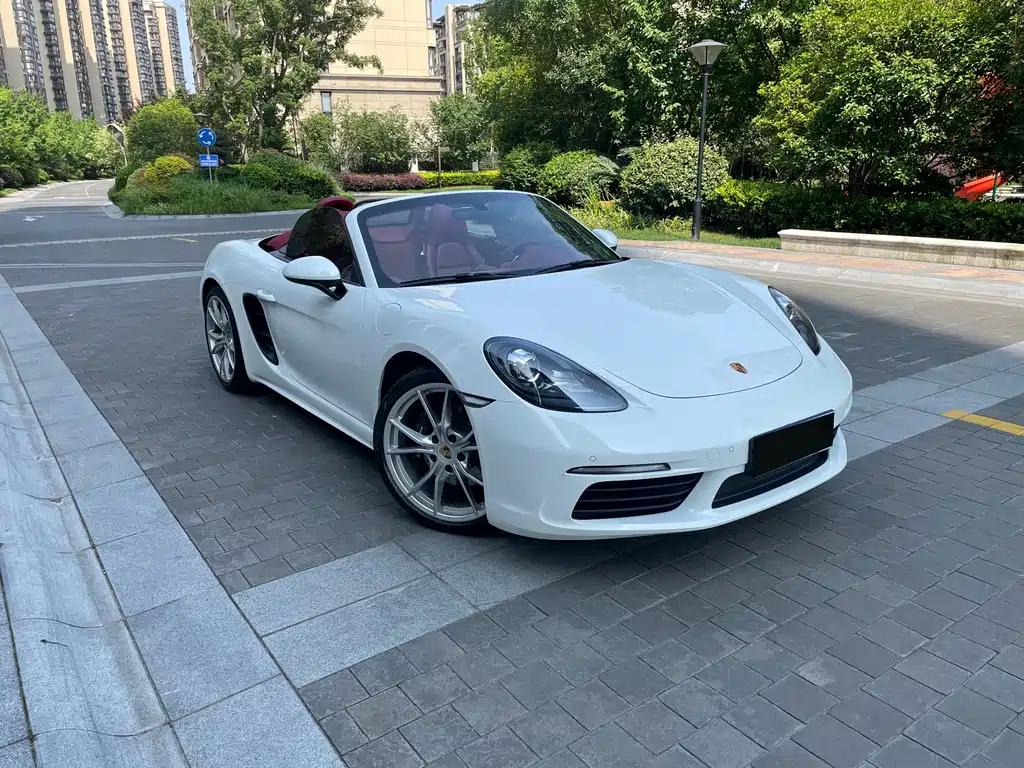 Porsche 718 2016 Boxster 2.0T купить на сайте DeffCars
