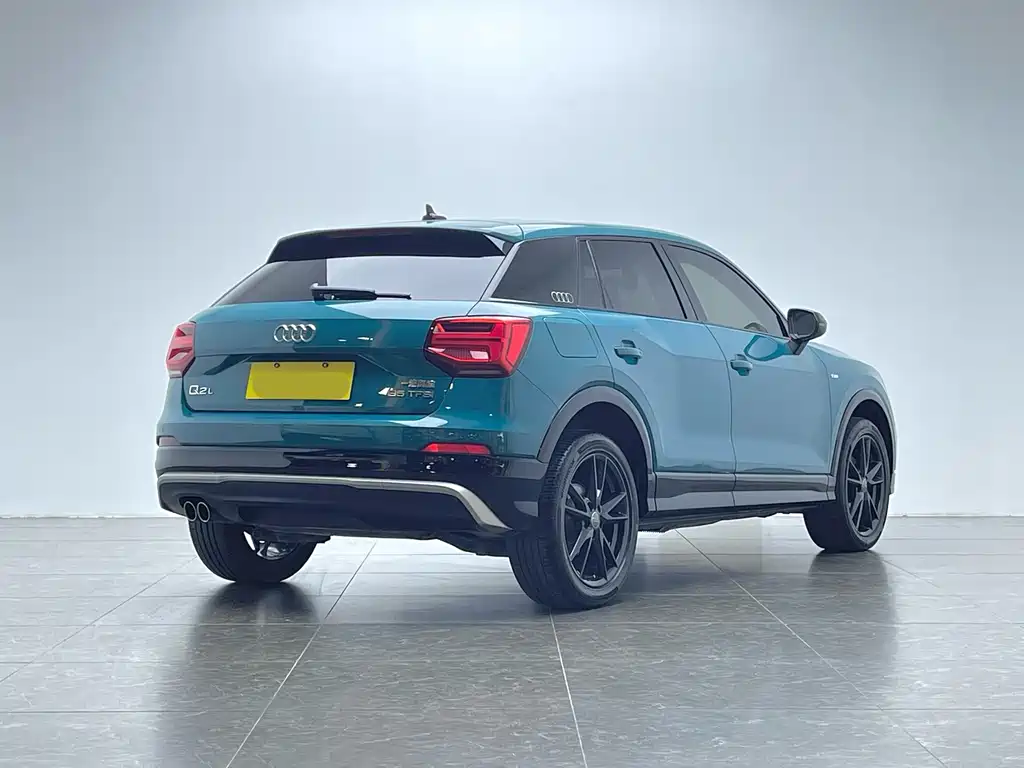 Audi Q2L 2021 35 TFSI luxury and dynamic model купить на сайте DeffCars