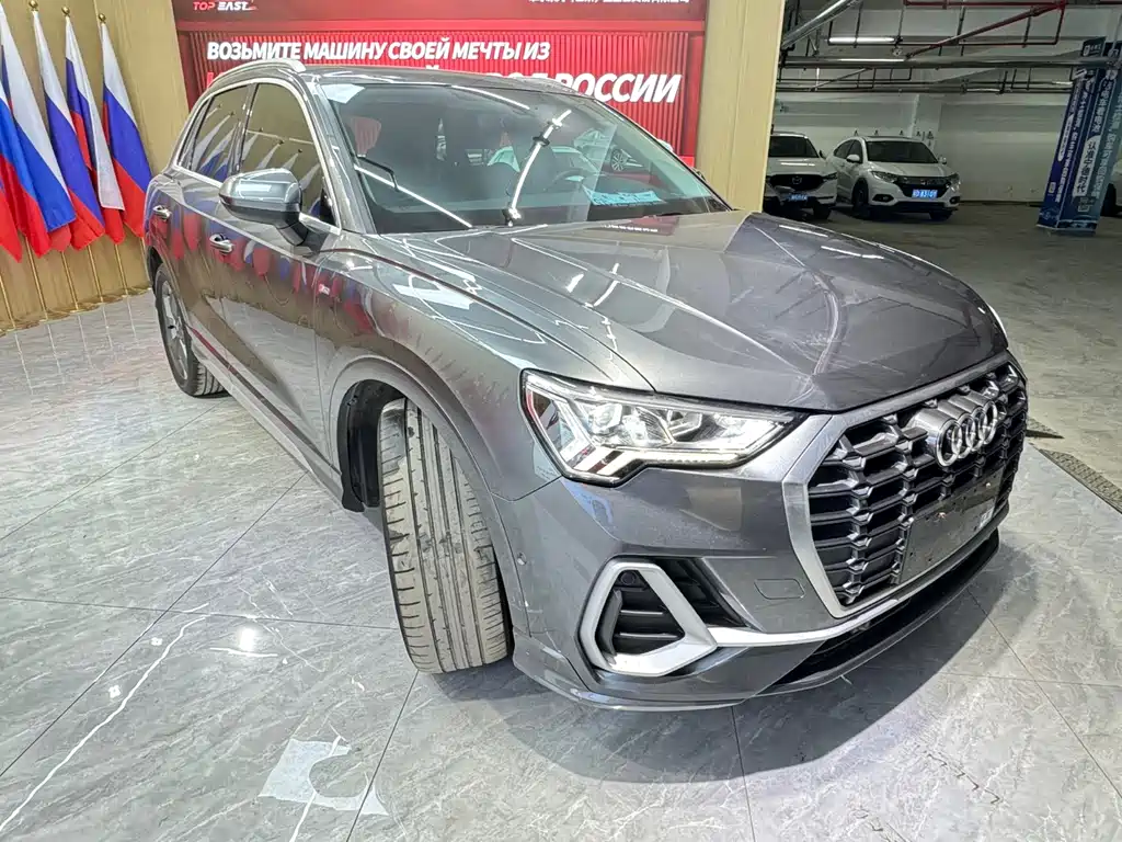 Audi Q3 2022 35 TFSI Fashionable and Dynamic купить на сайте DeffCars