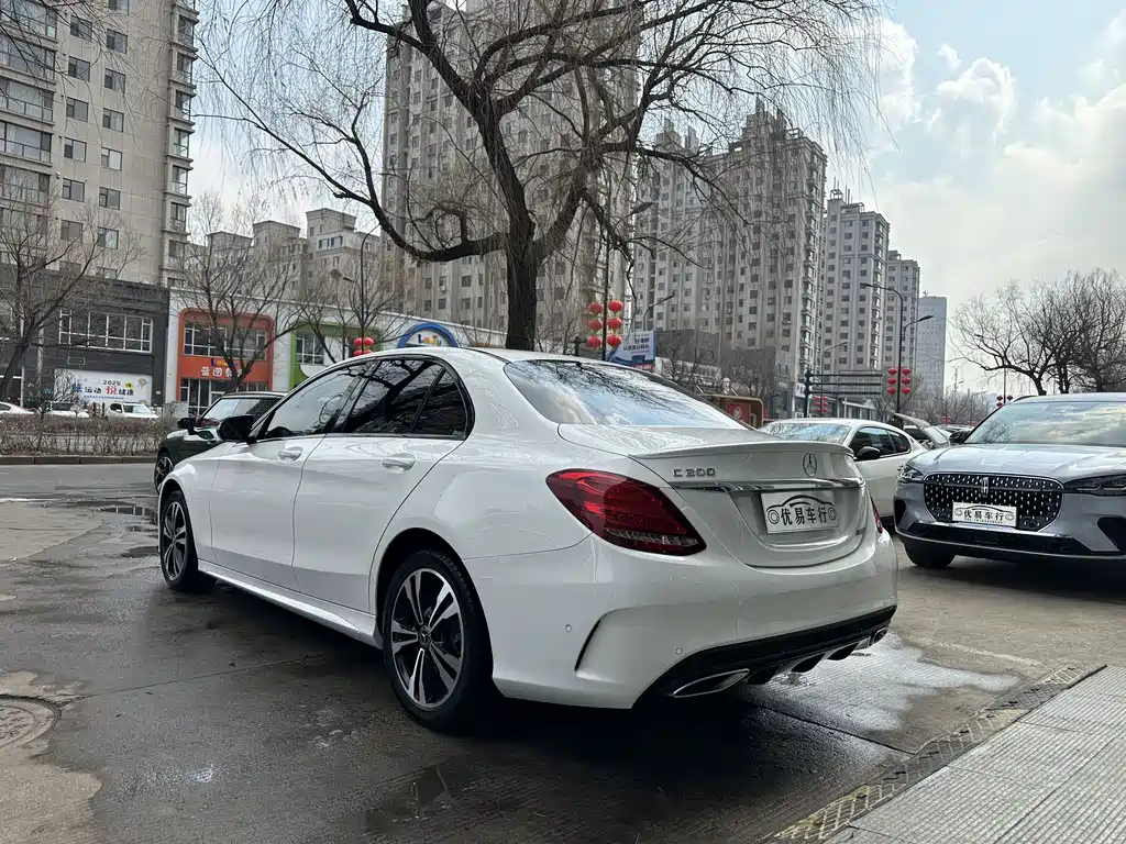 Mercedes-Benz C-Class 2018 C 200 Sports Edition купить на сайте DeffCars