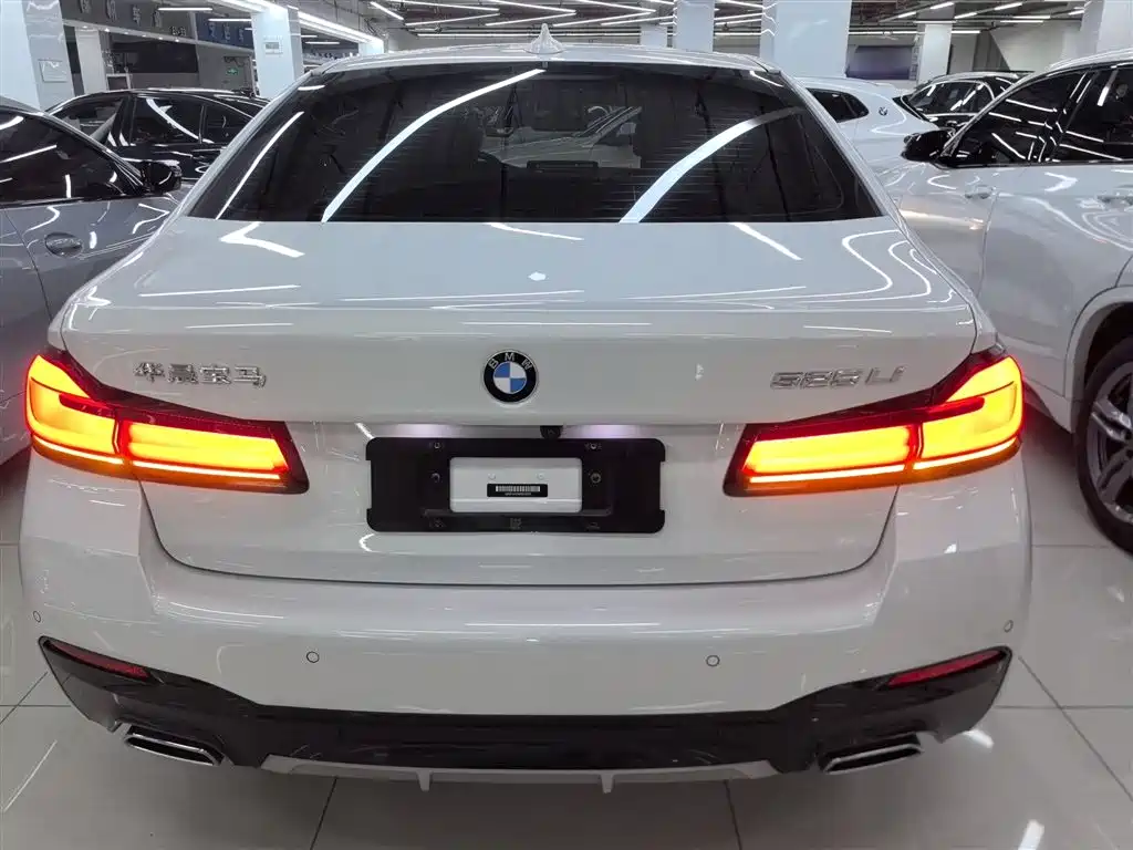 BMW 5 Series 2021 525Li M Sports Package купить на сайте DeffCars