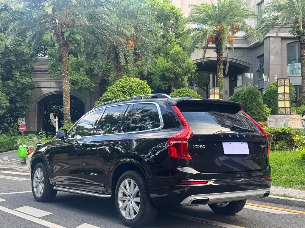 Volvo XC90 2018 T6 Zhiyi Edition 7 seats купить на сайте DeffCars