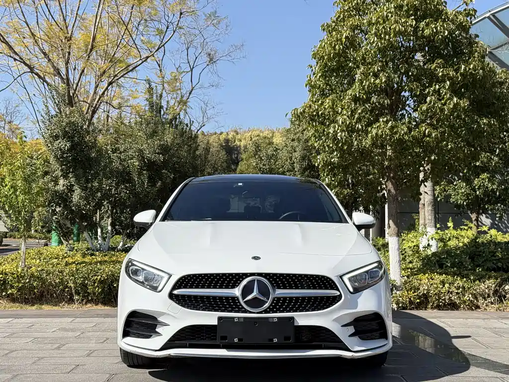 Mercedes-Benz A-Class 2021 A 200 L Sports Sedan Fashionable купить на сайте DeffCars