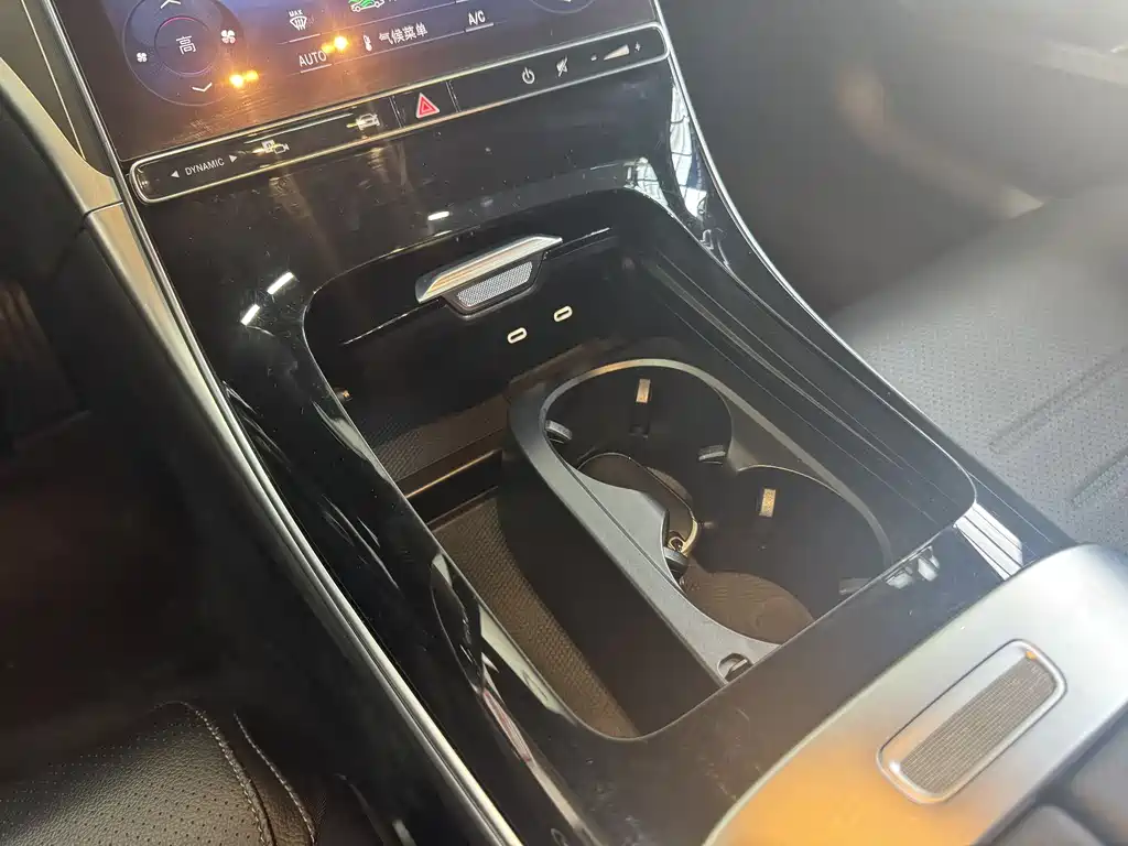 Mercedes-Benz C-Class 2022 facelift C 200 L sports version купить на сайте DeffCars
