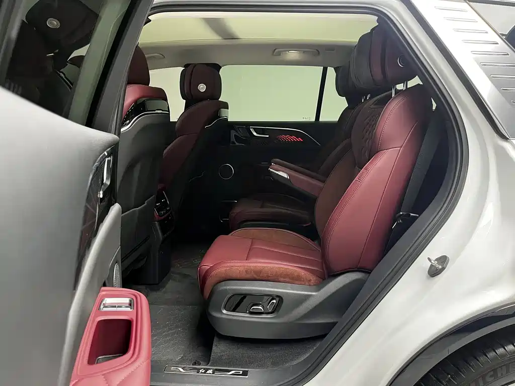 Hongqi E-HS9 2022 model 690km flagship version six seats купить на сайте DeffCars