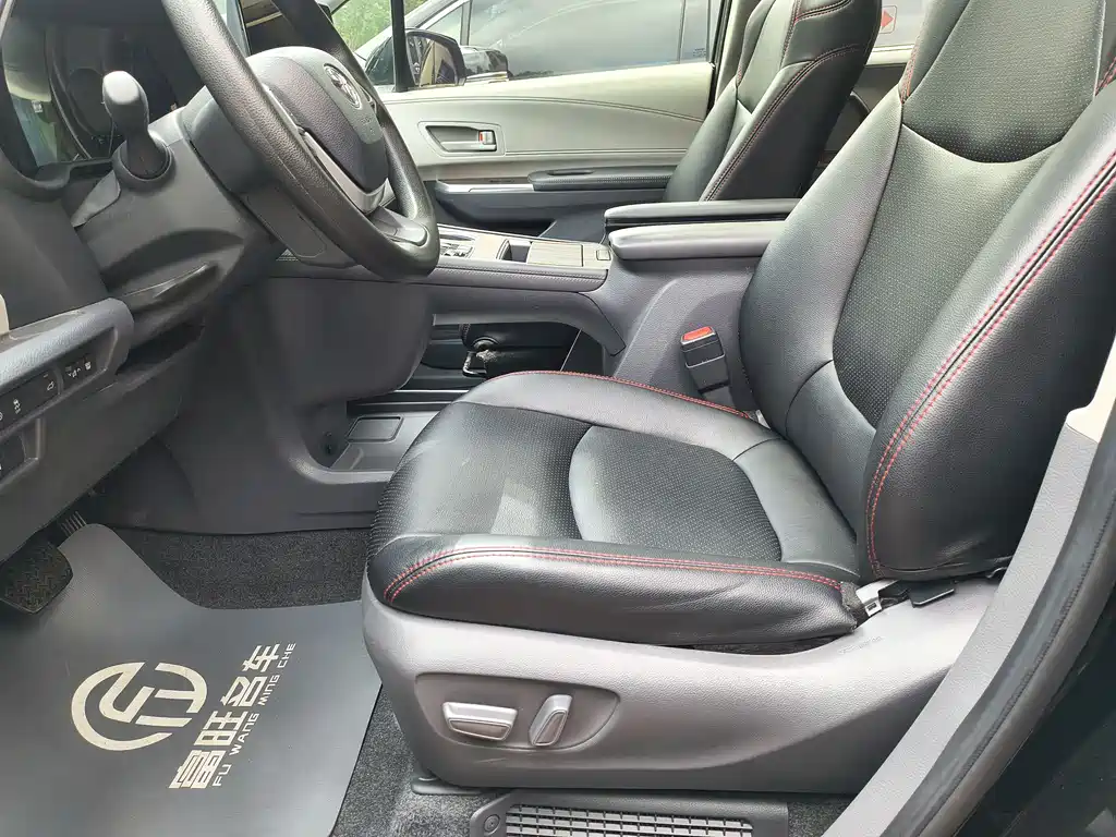 SIENNA 2024 2.5L Hybrid Comfort Edition купить на сайте DeffCars