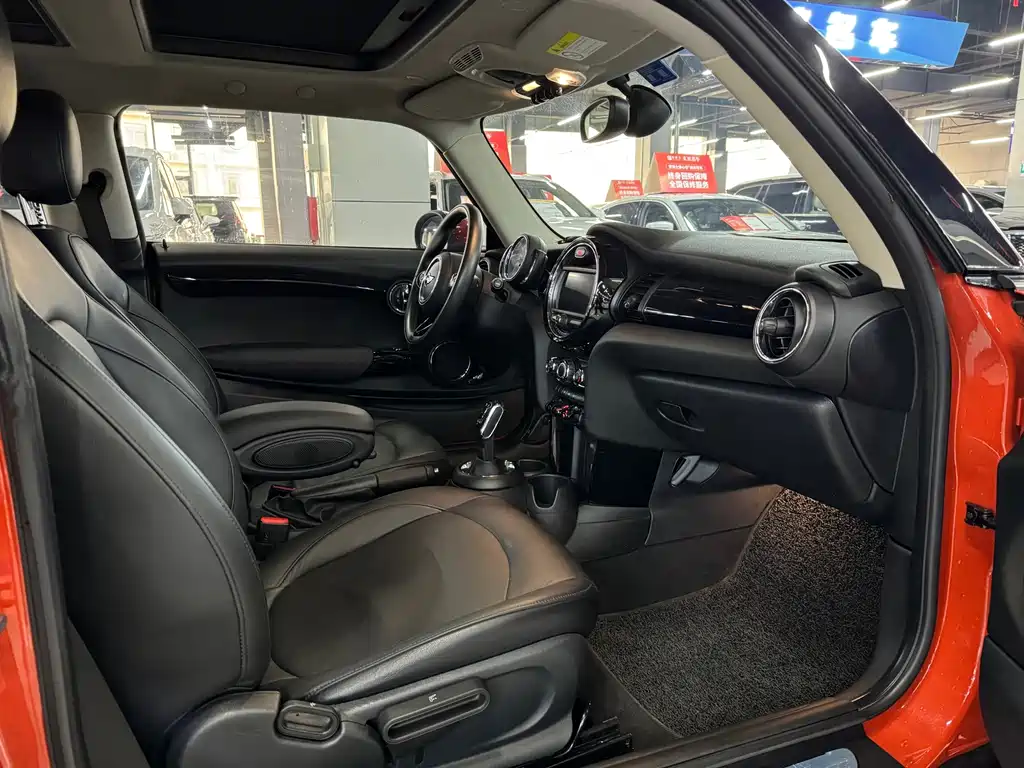 MINI 2018 1.5T ONE PLUS купить на сайте DeffCars