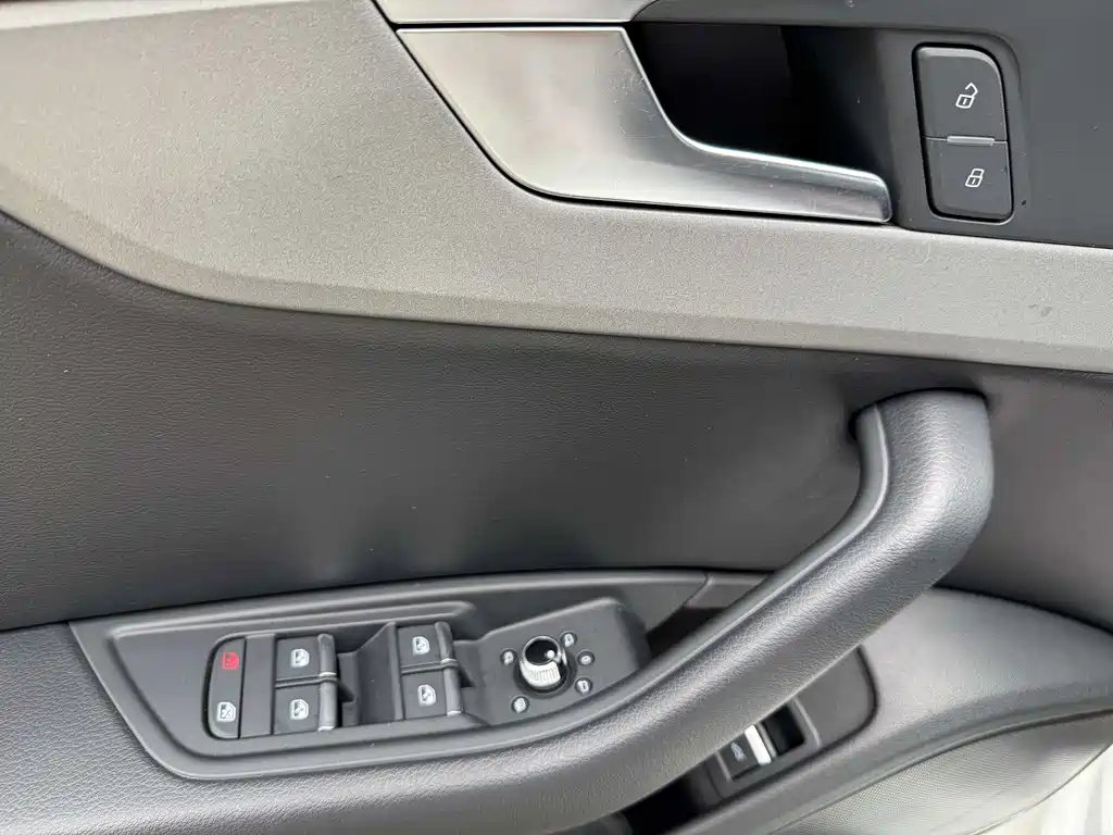 Audi A4L 2019 40 TFSI Enterprising National VI купить на сайте DeffCars