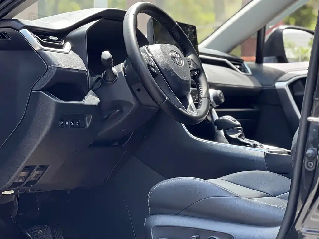 Wilanda 2023 2.0L CVT two-wheel drive luxury PLUS version купить на сайте DeffCars