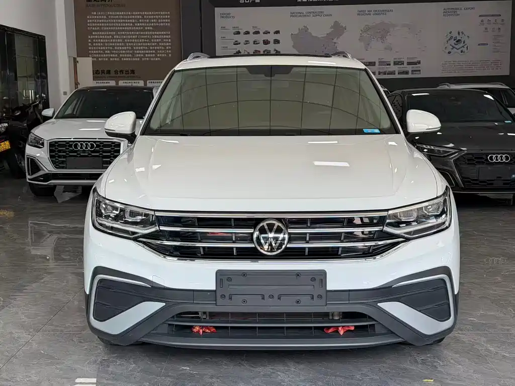 Tiguan L 2023 280TSI automatic two-wheel drive Chaochuang limited edition купить на сайте DeffCars