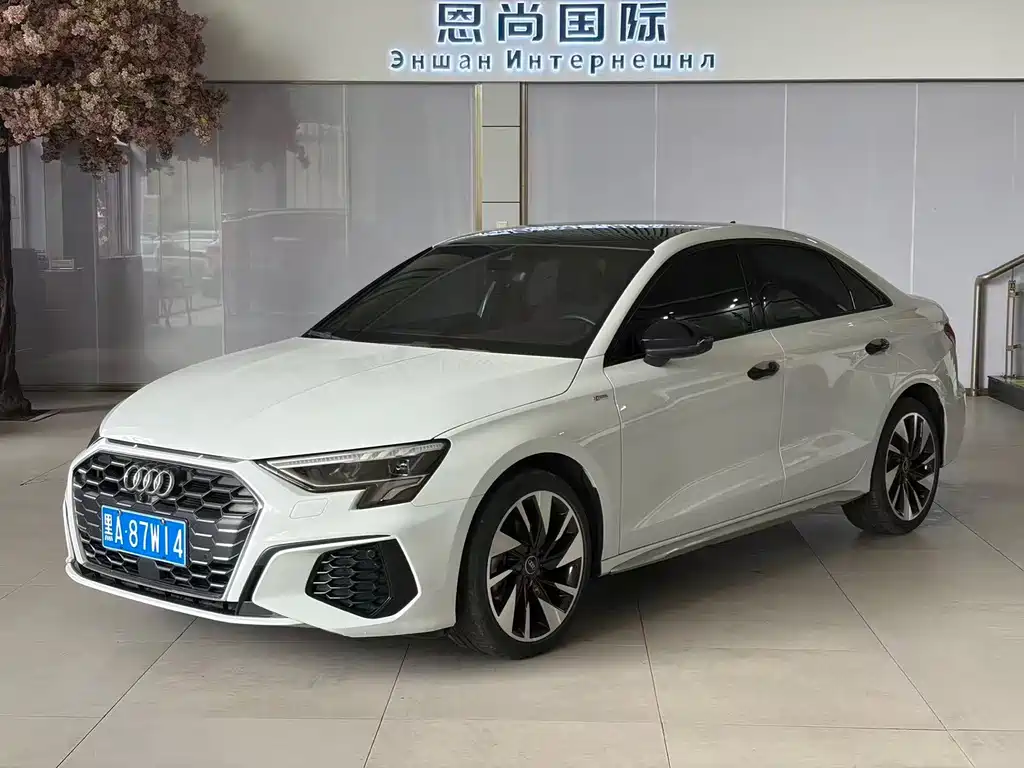 Audi A3 2023 facelift A3L Limousine 35 TFSI fashionable and sporty купить на сайте DeffCars