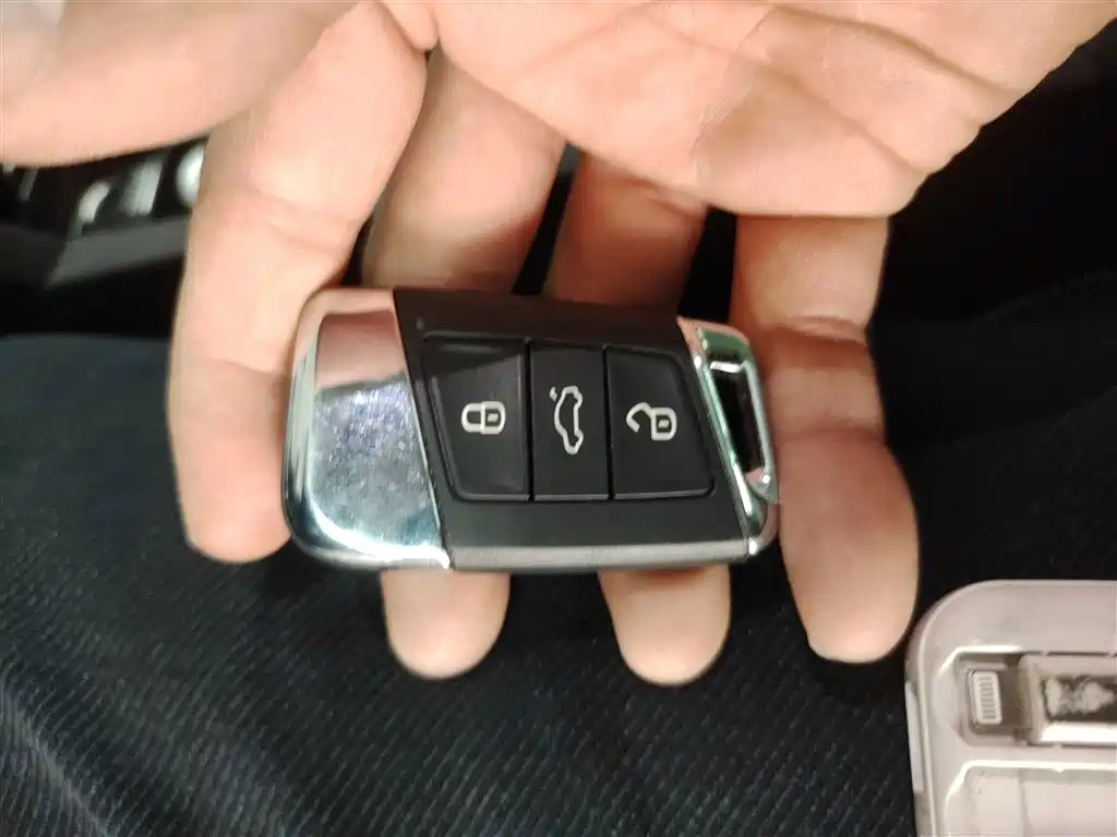 Magotan 2020 330TSI DSG leading model купить на сайте DeffCars