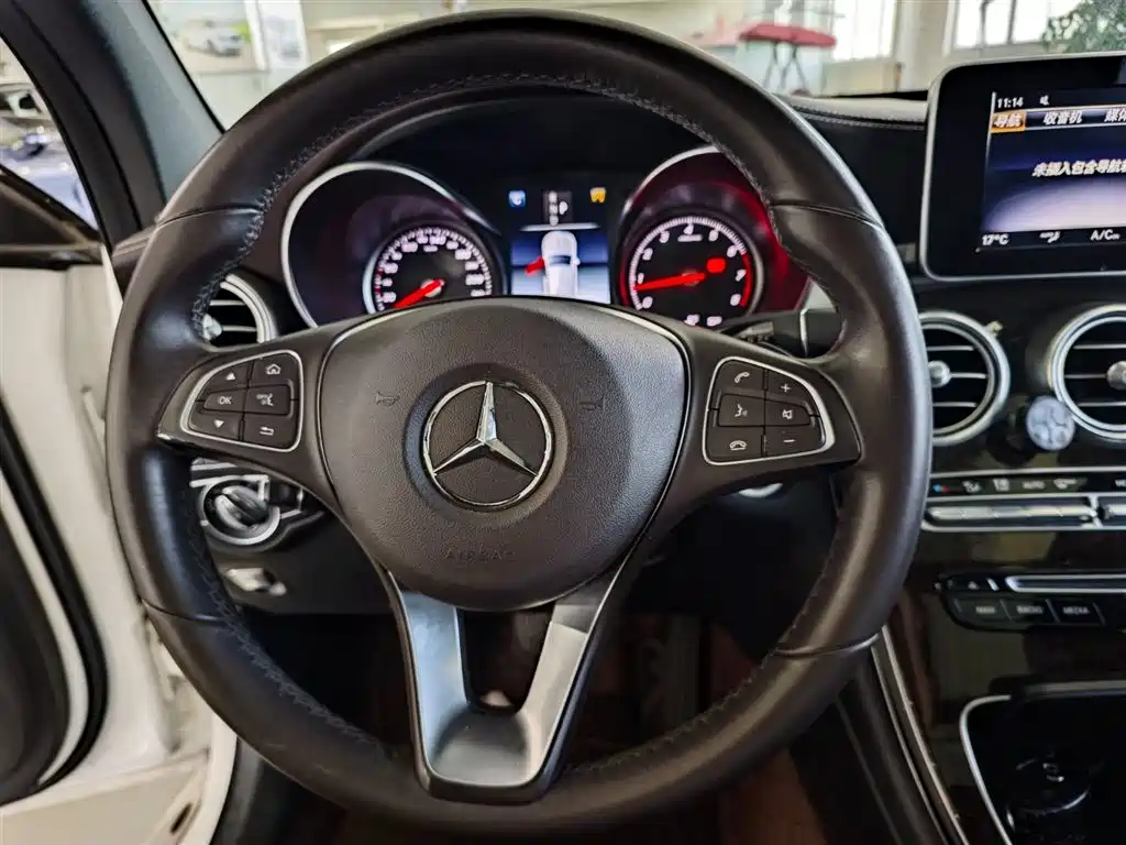 Mercedes-Benz GLC 2018 GLC 260 4MATIC luxury model купить на сайте DeffCars