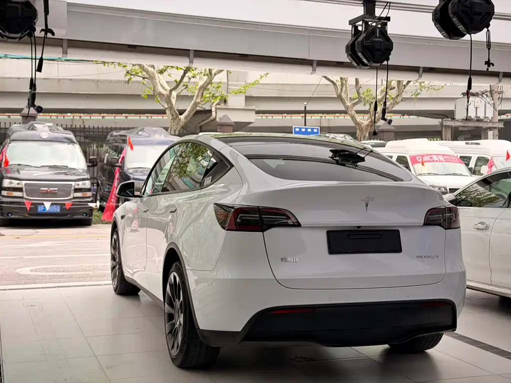 Model Y 2022 facelift, long-range all-wheel drive version купить на сайте DeffCars