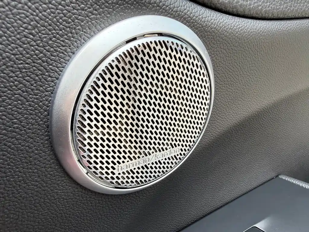 Giulia Juliet 2017 2.0T 280HP Milano Limited Edition купить на сайте DeffCars