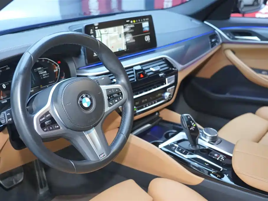BMW 5 Series imported 2022 facelift 525i M sports package купить на сайте DeffCars