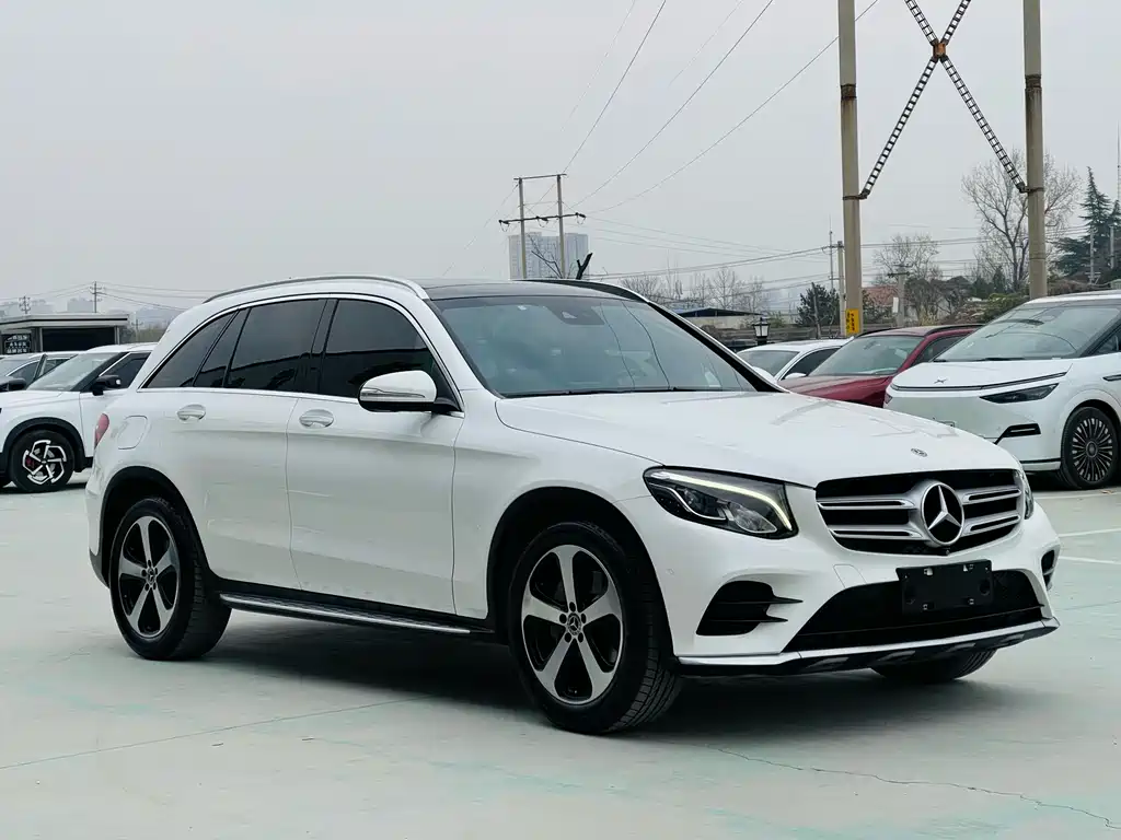 Mercedes-Benz GLC 2018 GLC 260 4MATIC luxury model купить на сайте DeffCars