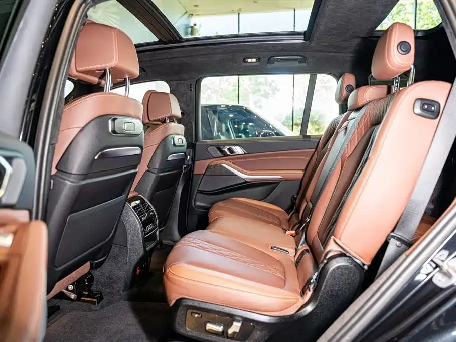 BMW X7 2023 xDrive40i Exclusive M Sports Package купить на сайте DeffCars