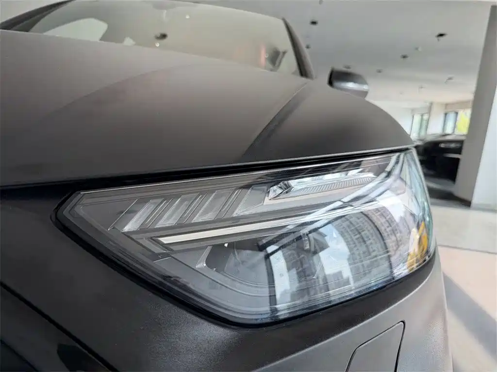 Audi SQ5 2021 3.0 TFSI quattro купить на сайте DeffCars