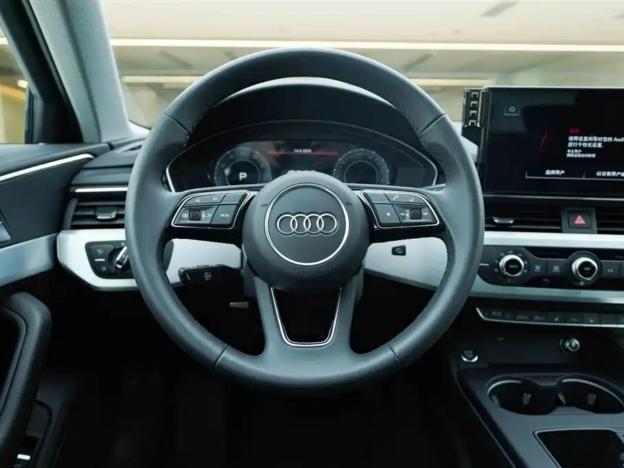 Audi A4L 2024 40 TFSI Fashionable and Dynamic купить на сайте DeffCars