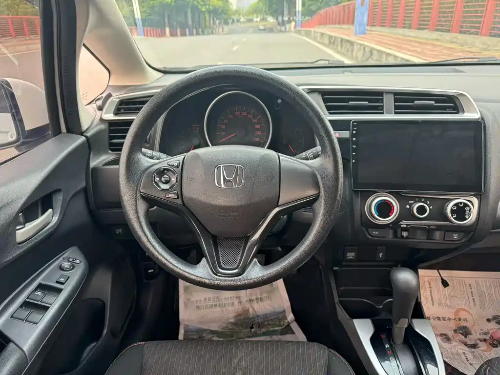 Fit 2018 1.5L CVT Fashion Edition купить на сайте DeffCars