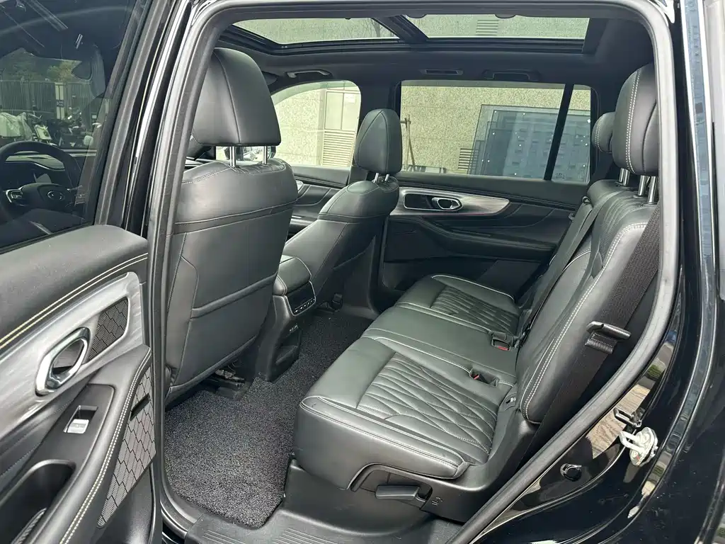 Trumpchi GS8 2022 Pilot Series 2.0TGDI 2WD Luxury Connected Edition (seven seats) купить на сайте DeffCars