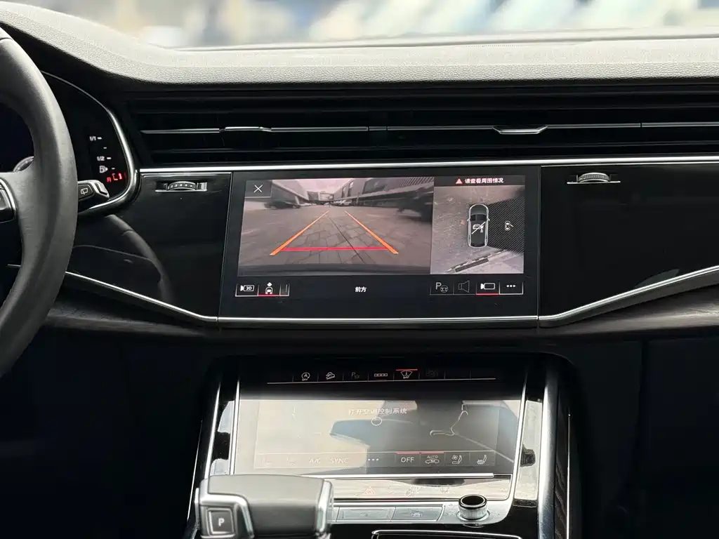 Audi Q8 2022 55 TFSI luxury and dynamic model купить на сайте DeffCars