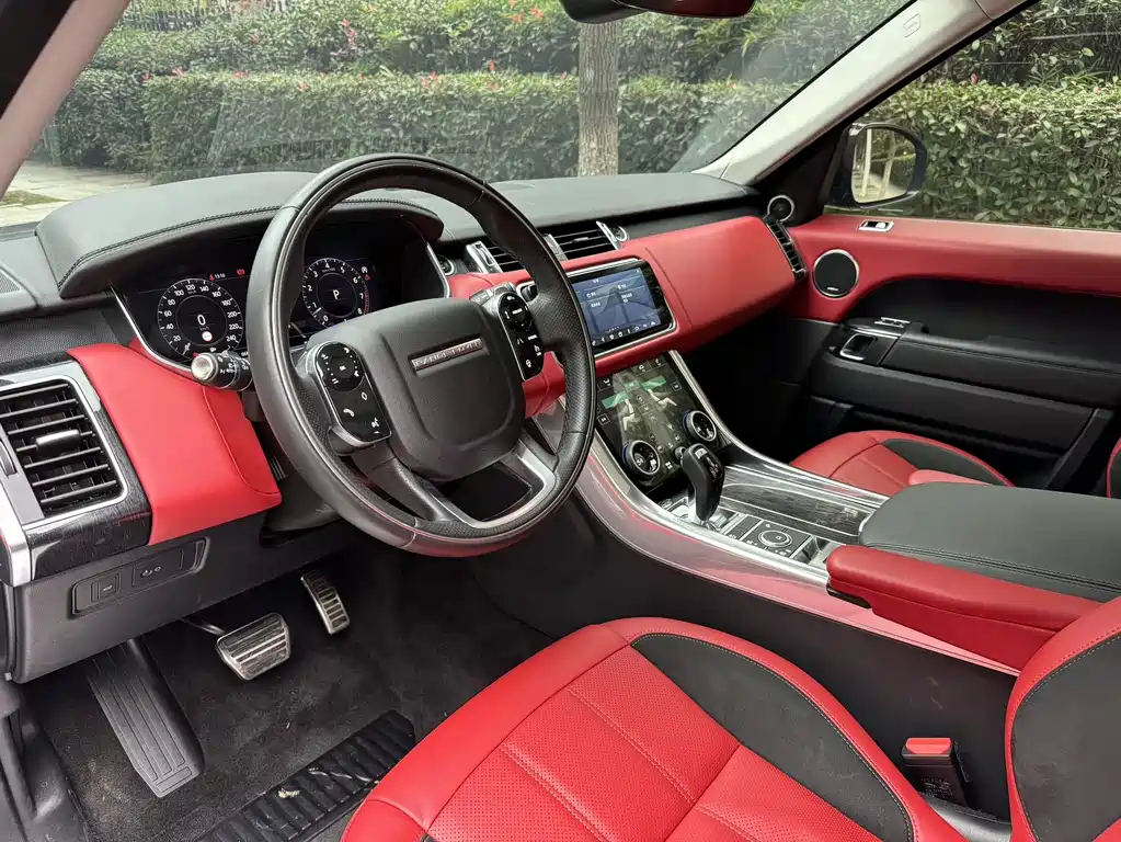 Range Rover Sport 2021 3.0 L6 Black Edition купить на сайте DeffCars