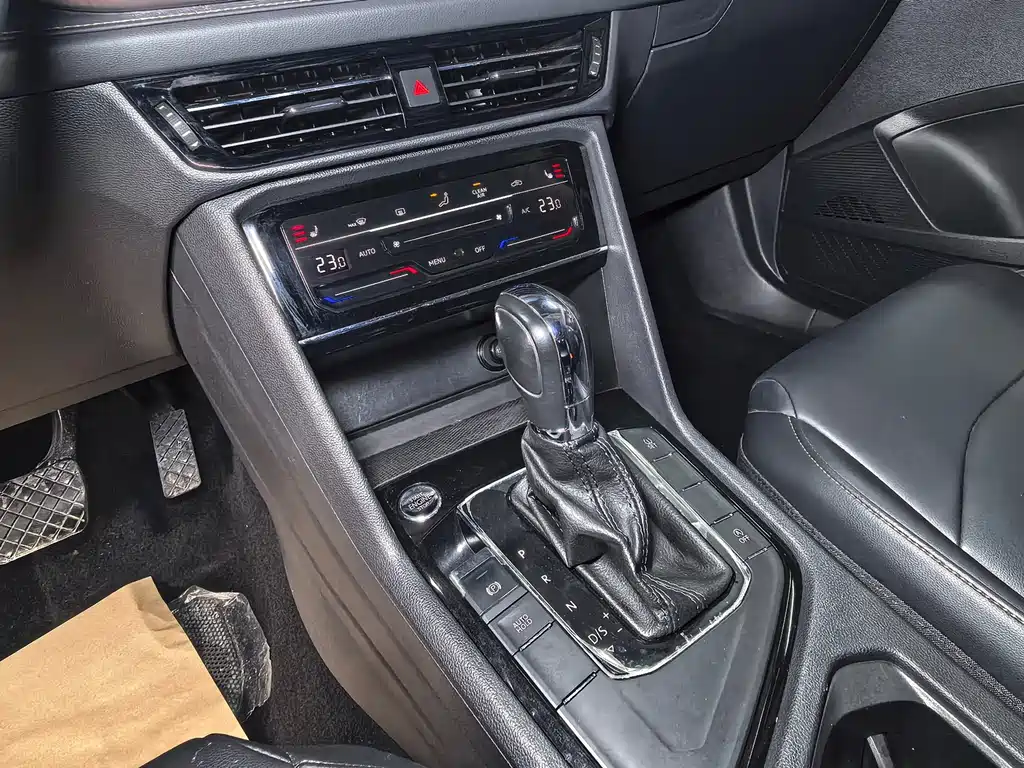 Tuyue 2021 280TSI two-wheel drive luxury version PLUS купить на сайте DeffCars