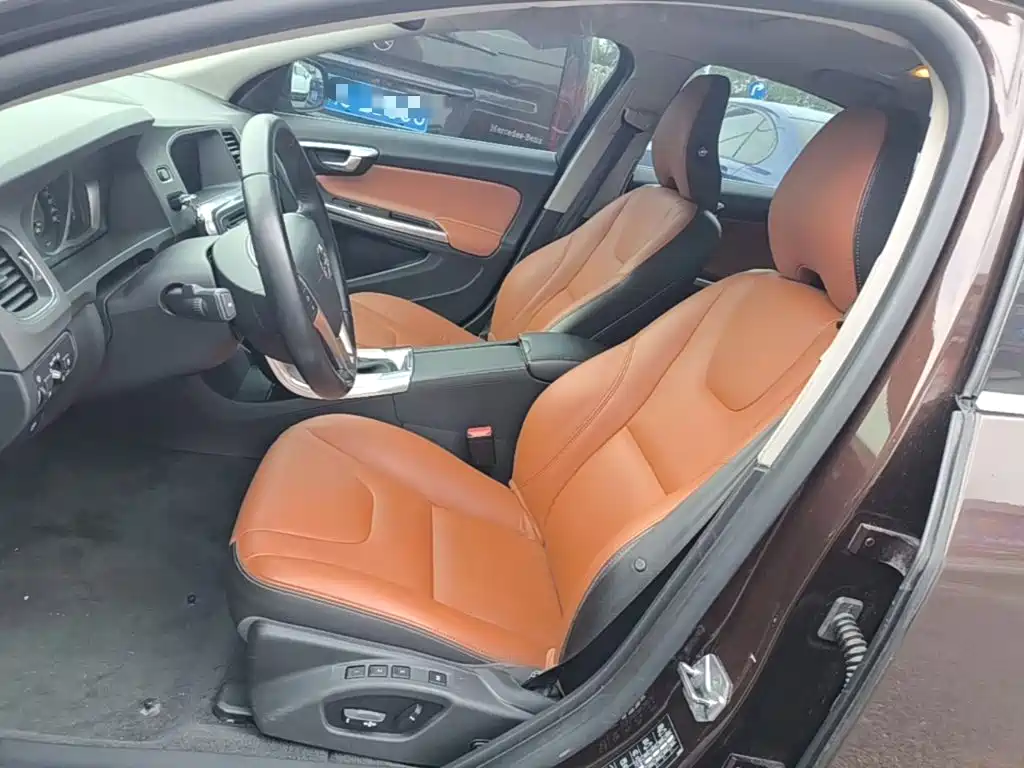 Volvo S60 2019 S60L T3 Smart Edition купить на сайте DeffCars