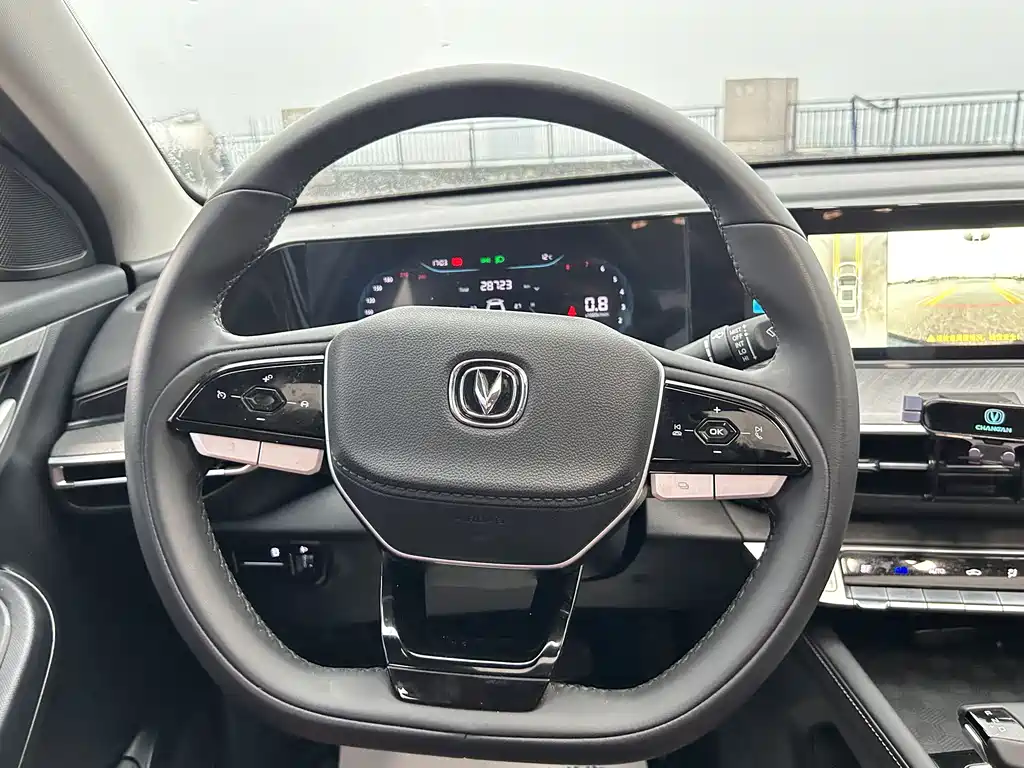 Yidong 2023款 畅享版 PLUS 蓝鲸NE 1.4T GDI DCT尊贵版 купить на сайте DeffCars