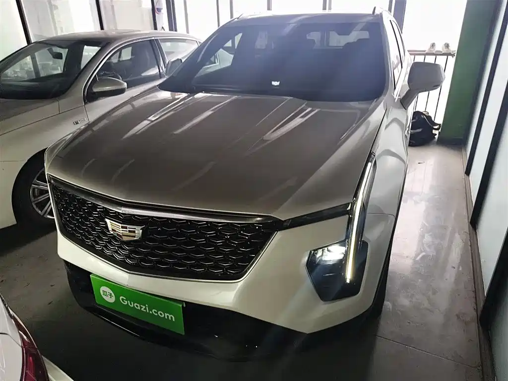 Cadillac XT4 2024 28T two-wheel drive luxury model купить на сайте DeffCars