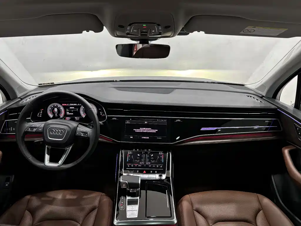 Audi Q7 2022 55 TFSI quattro S line sports купить на сайте DeffCars