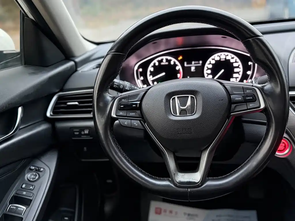 Accord 2018 260TURBO Elite Edition National V купить на сайте DeffCars