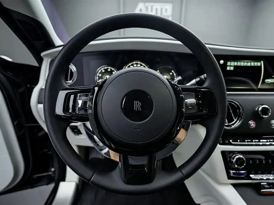 Ghost 2021 6.7T long wheelbase version купить на сайте DeffCars