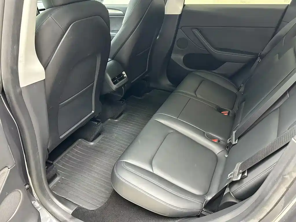 Model Y 2022 facelift rear-wheel drive version купить на сайте DeffCars