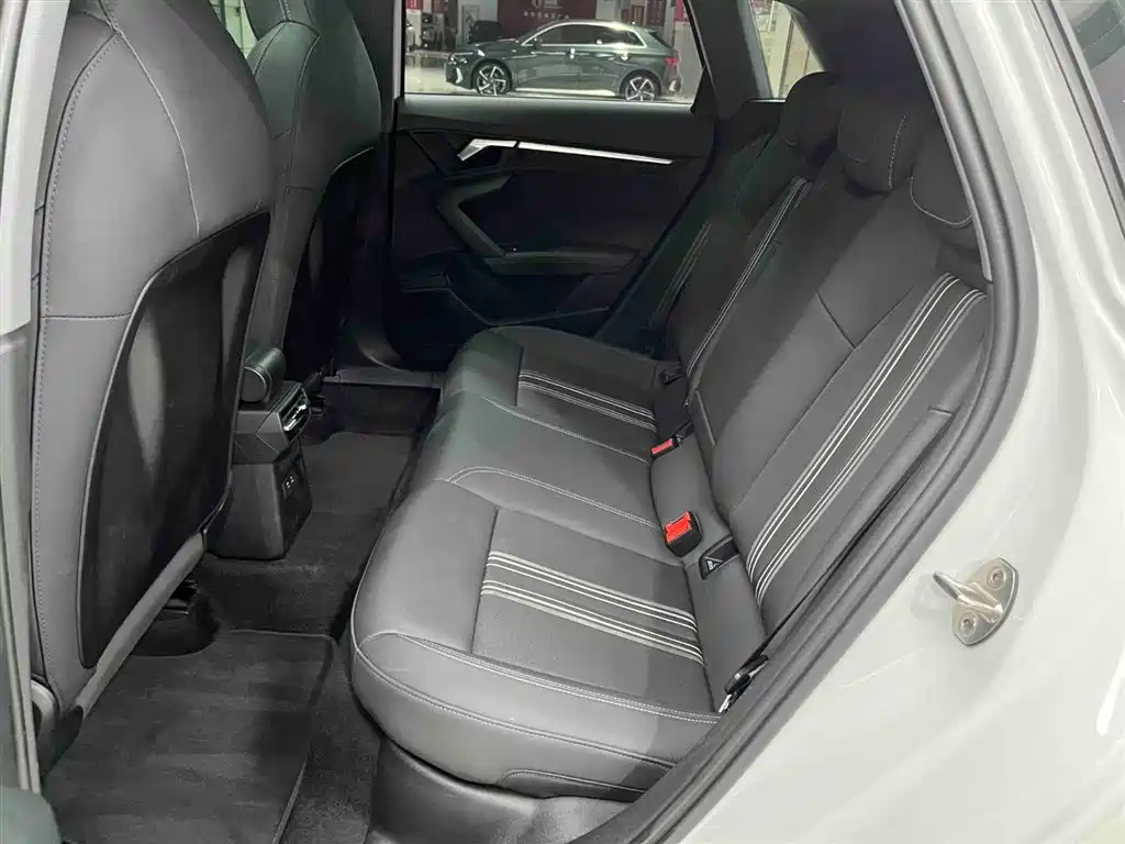 Audi A3 2023 facelift Sportback 35 TFSI stylish and sporty купить на сайте DeffCars