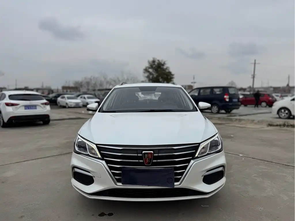 Roewe Ei5 2018 Internet Deluxe Edition купить на сайте DeffCars