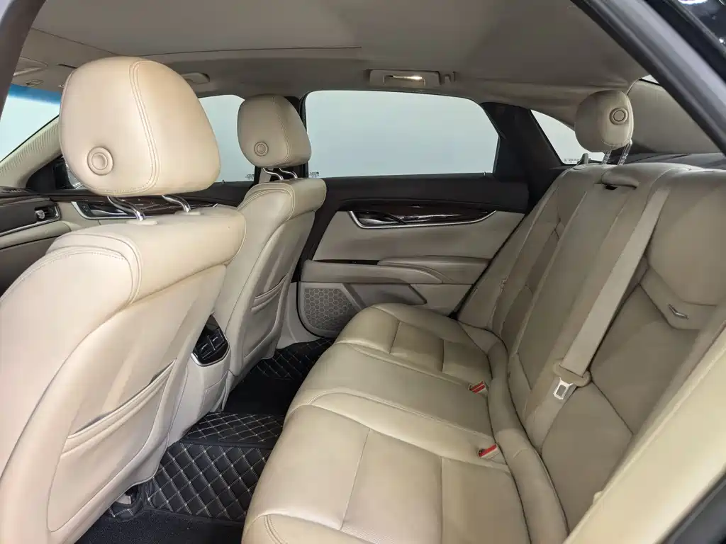 Cadillac XTS 2016 28T Elite купить на сайте DeffCars
